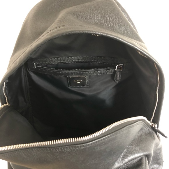 Authentic Givenchy backpack - Picture 7 of 8